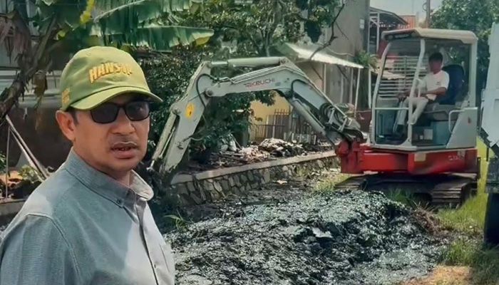 Sungai Cilameta Dikeruk, Kang Upep Apresiasi Langkah Pemkot Bandung