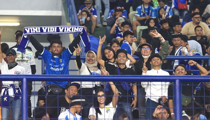 800 Tiket Bobotoh Habis Terjual untuk Laga Selangor FC vs Persib di AFC Champions League 2025
