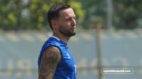 Jelang Madura United vs Persib di Super League 2025/26, Marc Klok Pastikan Tim Fokus dan Siap Bangkit