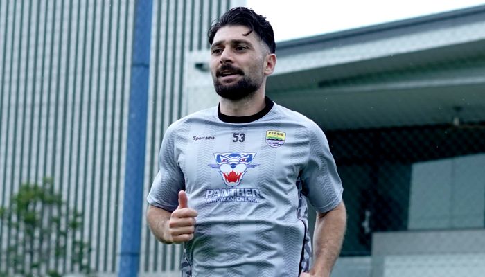 Frans Putros Siapkan Rencana Besar untuk Bantu Persib Kembali Tancap Gas di Super League