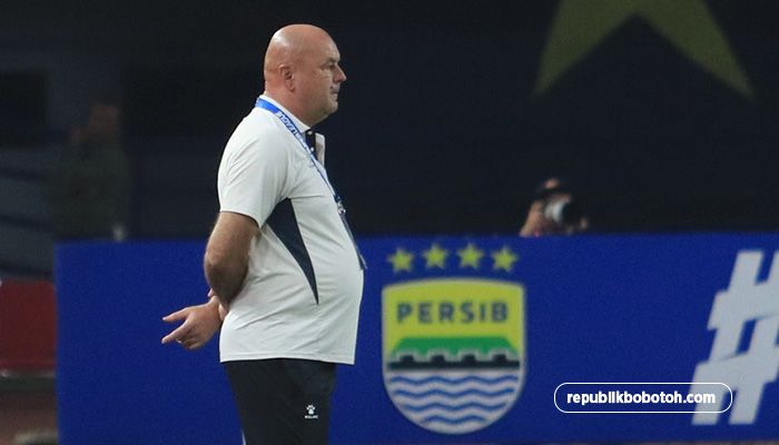 Klasemen Memanas, Ini Prediksi Bojan Hodak soal Papan Atas Super League