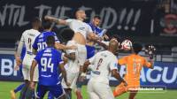 Kalah 0-1 dari Persib, Tomas Trucha Singgung Penalti dan Faktor Nasib
