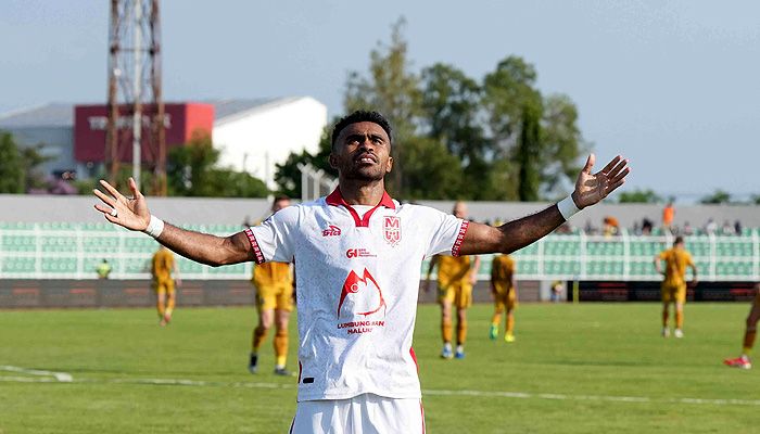 Yakob Sayuri Dijatuhi Sanksi oleh Komdis PSSI, Apakah Absen di Laga Malut United vs Persib?