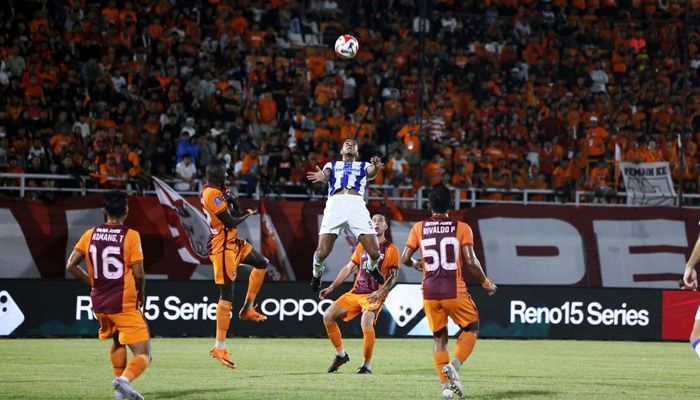 Reaksi Bobotoh setelah Persib Ditahan Imbang Borneo FC, Uilliam Barros Jadi Sorotan