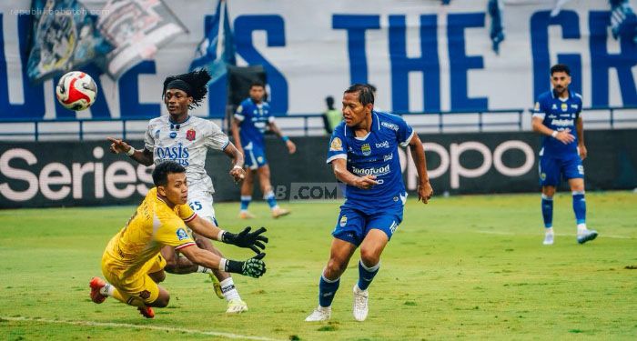 Hasil Persib vs Persijap Babak Pertama 0-0, Ardiansyah Gagalkan Banyak Peluang Maung Bandung