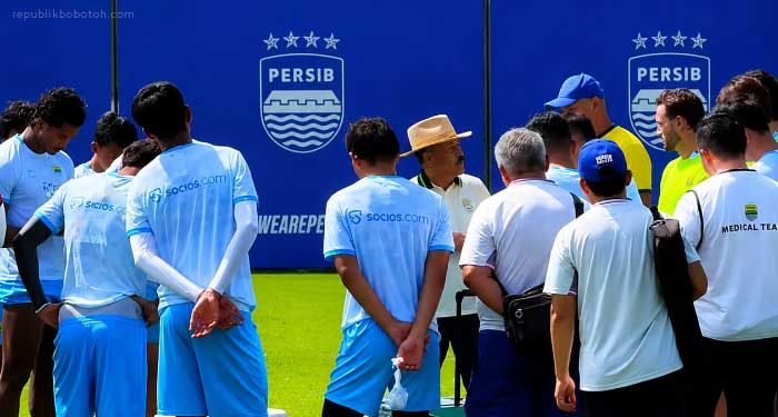 Umuh Muchtar Suntik Semangat Persib Jelang Duel Kontra PSM Makassar