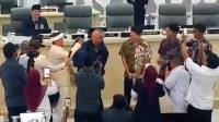 Janji Dedi Mulyadi ke Persib Akhirnya Dibayar, Bonus Rp1 Miliar Cair, Ini Kata Glenn dan Adhitia