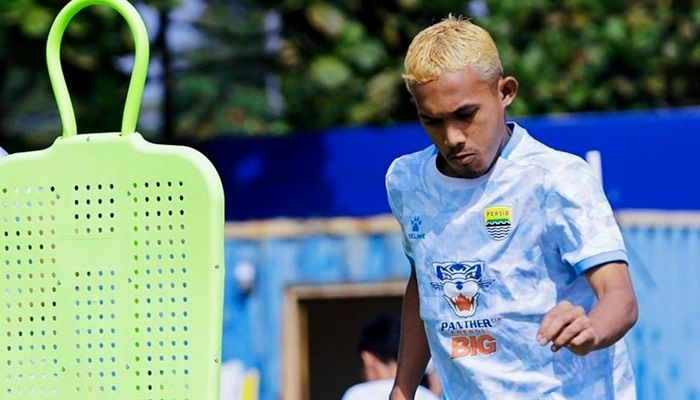 Debut Manis Bersama Persib, Ikhwan Ali Tanamal Langsung Banjir Dukungan Bobotoh