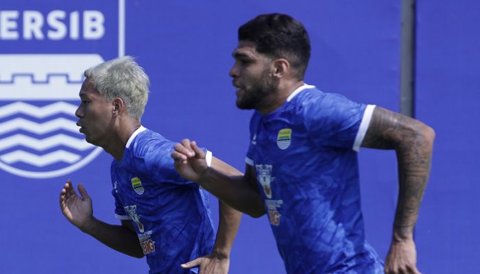 Berguinho Sebut Mariano Peralta Lebih dari Sekadar Rekan Setim