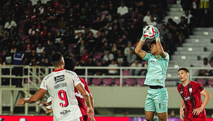 Siap-siap Wilujeng Sumping Lagi, Persib Dipastikan Rekrut Kiper Baru