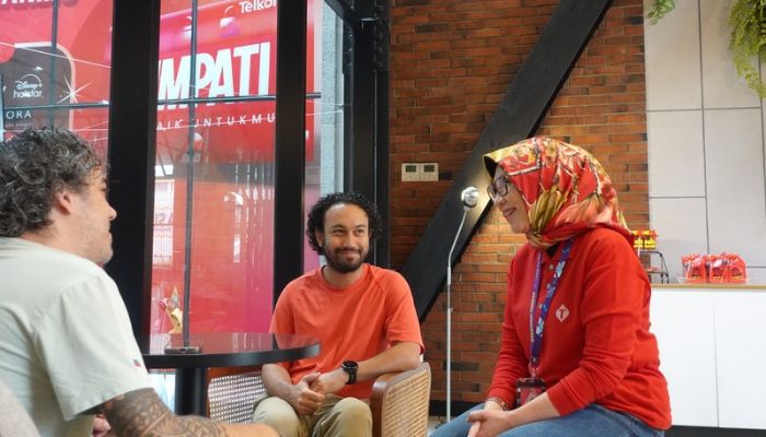 Telkomsel Rayakan Hari Pelanggan Nasional 2026 Bersama Pelanggan di Jabotabek Jabar