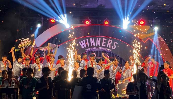 Final Supersoccer EURO Regional Bandung 2026 Berakhir Dramatis, UPI dan JCI Jadi Jawaranya