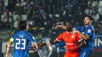 ACL Two 2026/27: Gol Penalti Mariano Peralta Bawa Persib Unggul Atas The Cong-Viettel FC di Babak I